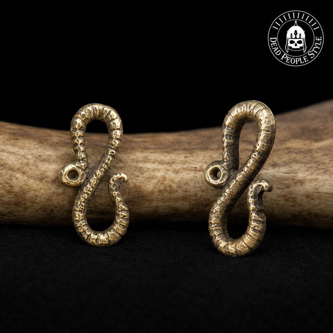 Hooks for hanging jewelery (Rus, IX-XI c.)