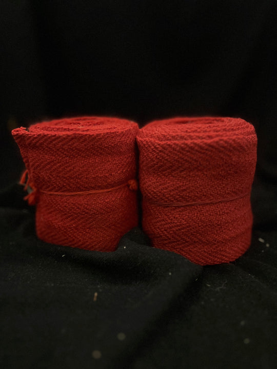 Hand-Woven, plant dyed Leg Wrappings – Authentic Early Medieval Winigas