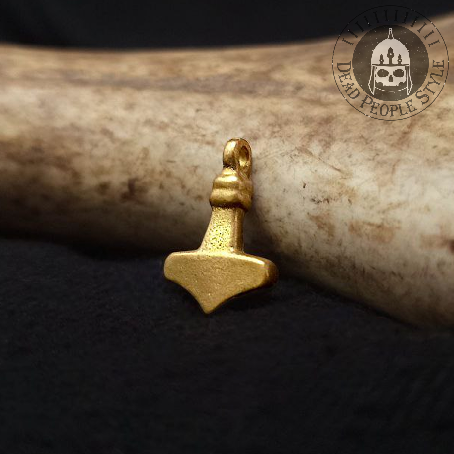 Pendant Thor's hammer (Scandinavia, IX-X c.)