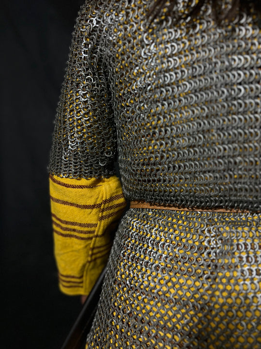 Hauberk Solid/Riveted 9 mm – Short Sleeves (Custom Made Chainmail)