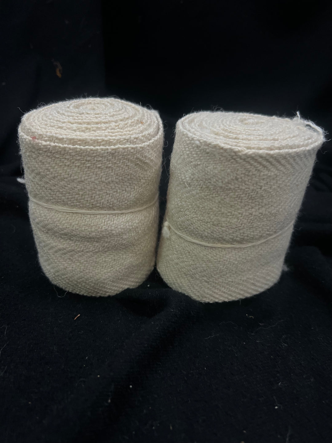 Hand-Woven, plant dyed Leg Wrappings – Authentic Early Medieval Winigas
