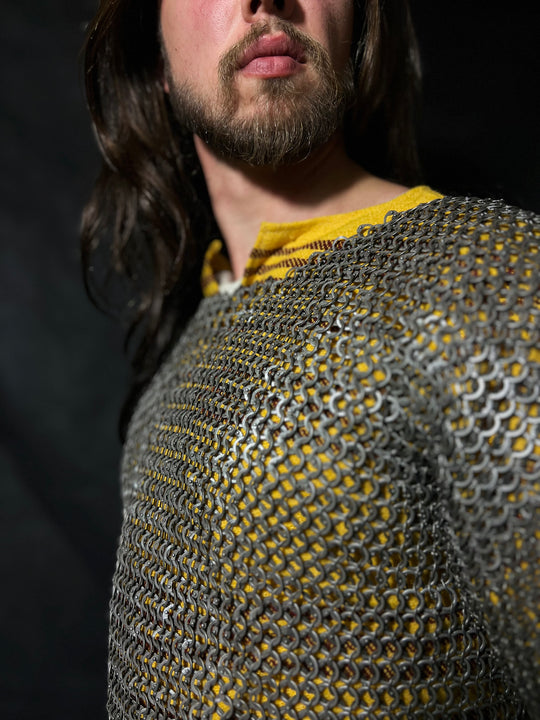Hauberk Solid/Riveted 9 mm – Short Sleeves (Custom Made Chainmail)