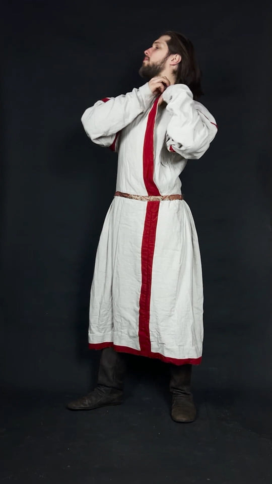 Caftan from Iziaslav, Cuman caftan, Kipchak, Poloviets (Iziaslav, Cuman, XIII c.)