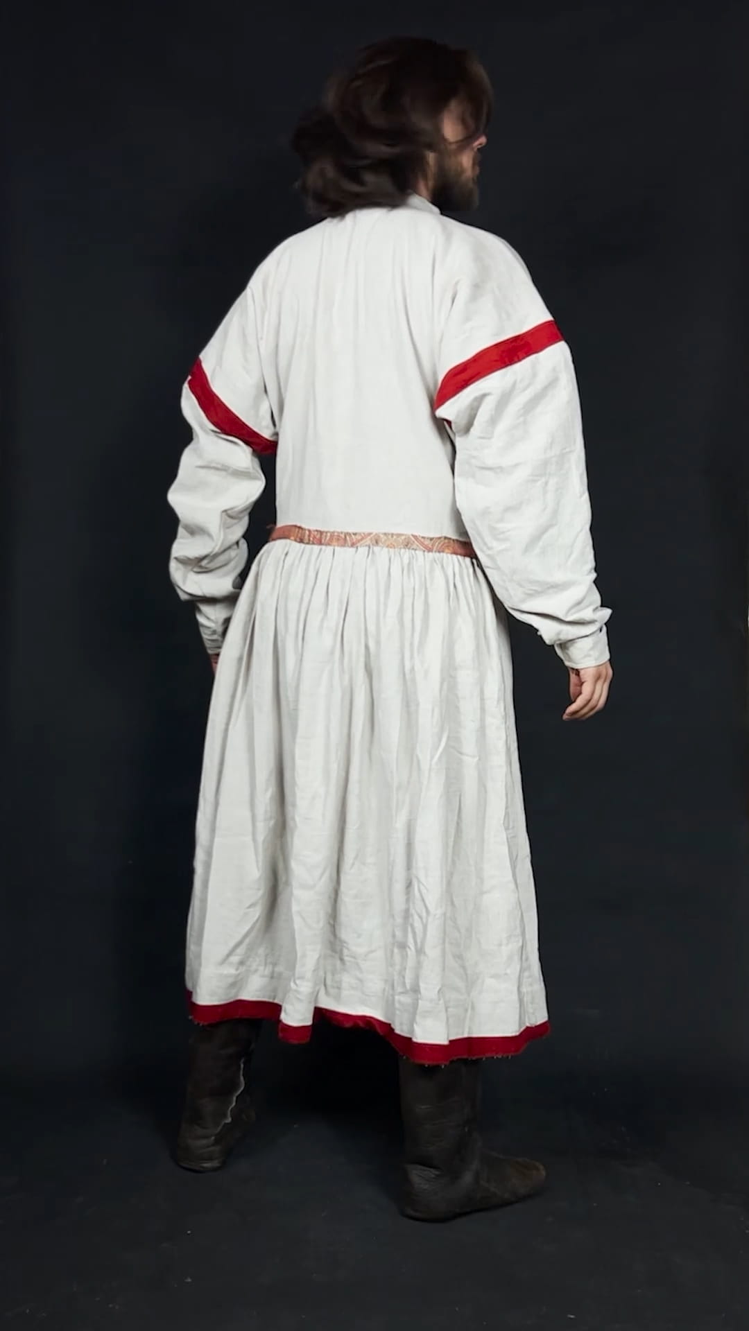 Caftan from Iziaslav, Cuman caftan, Kipchak, Poloviets (Iziaslav, Cuman, XIII c.)
