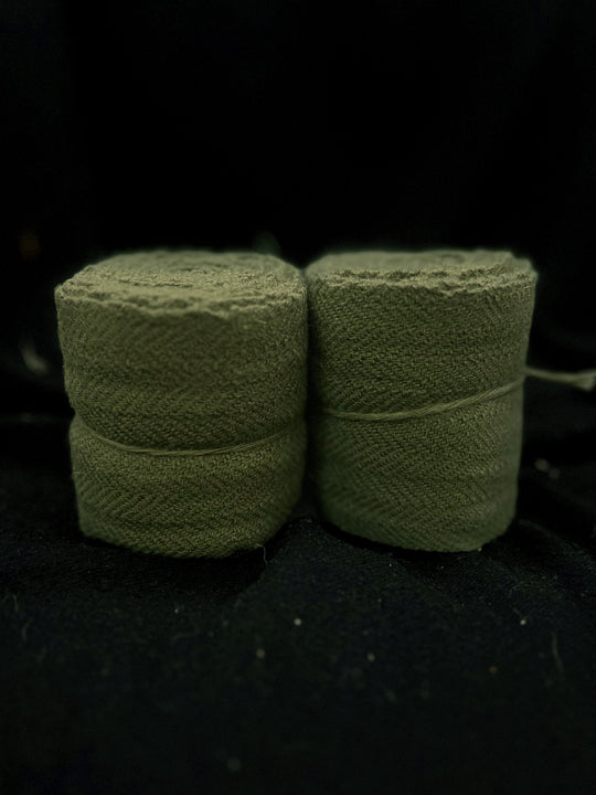 Hand-Woven, plant dyed Leg Wrappings – Authentic Early Medieval Winigas