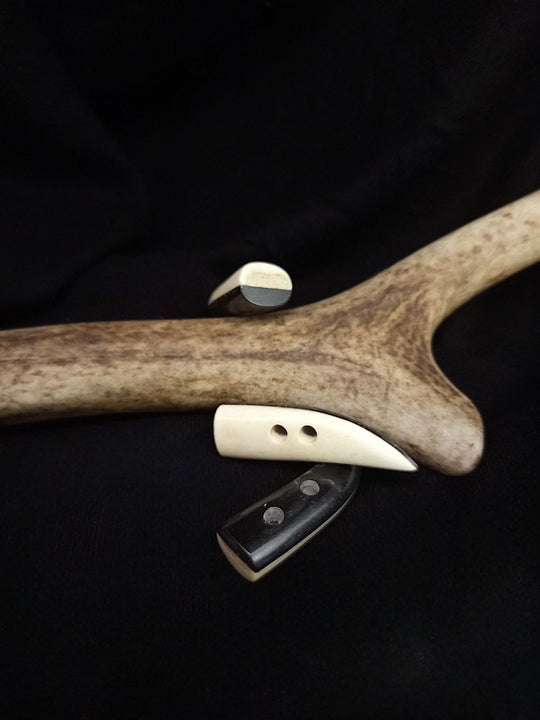 Bone toggle
