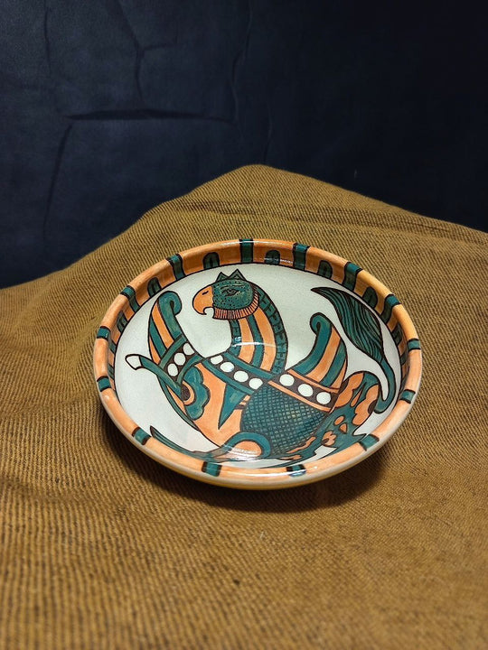 Bowl with griffin, Velki Preslav (Rus, Bulgaria, X c.)