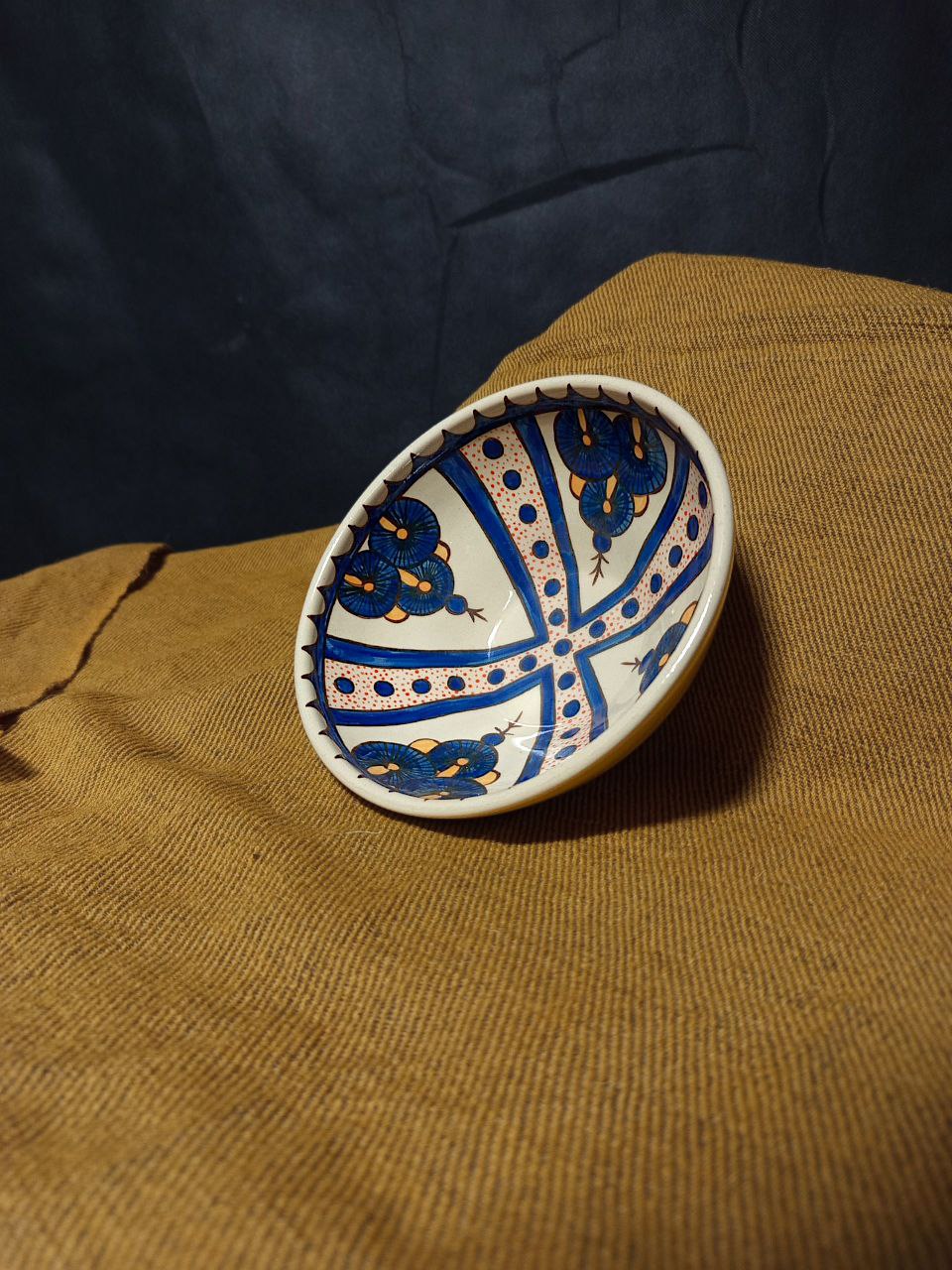 Bowl from the Kherson peninsula (Rus, Byzantium, X c.)