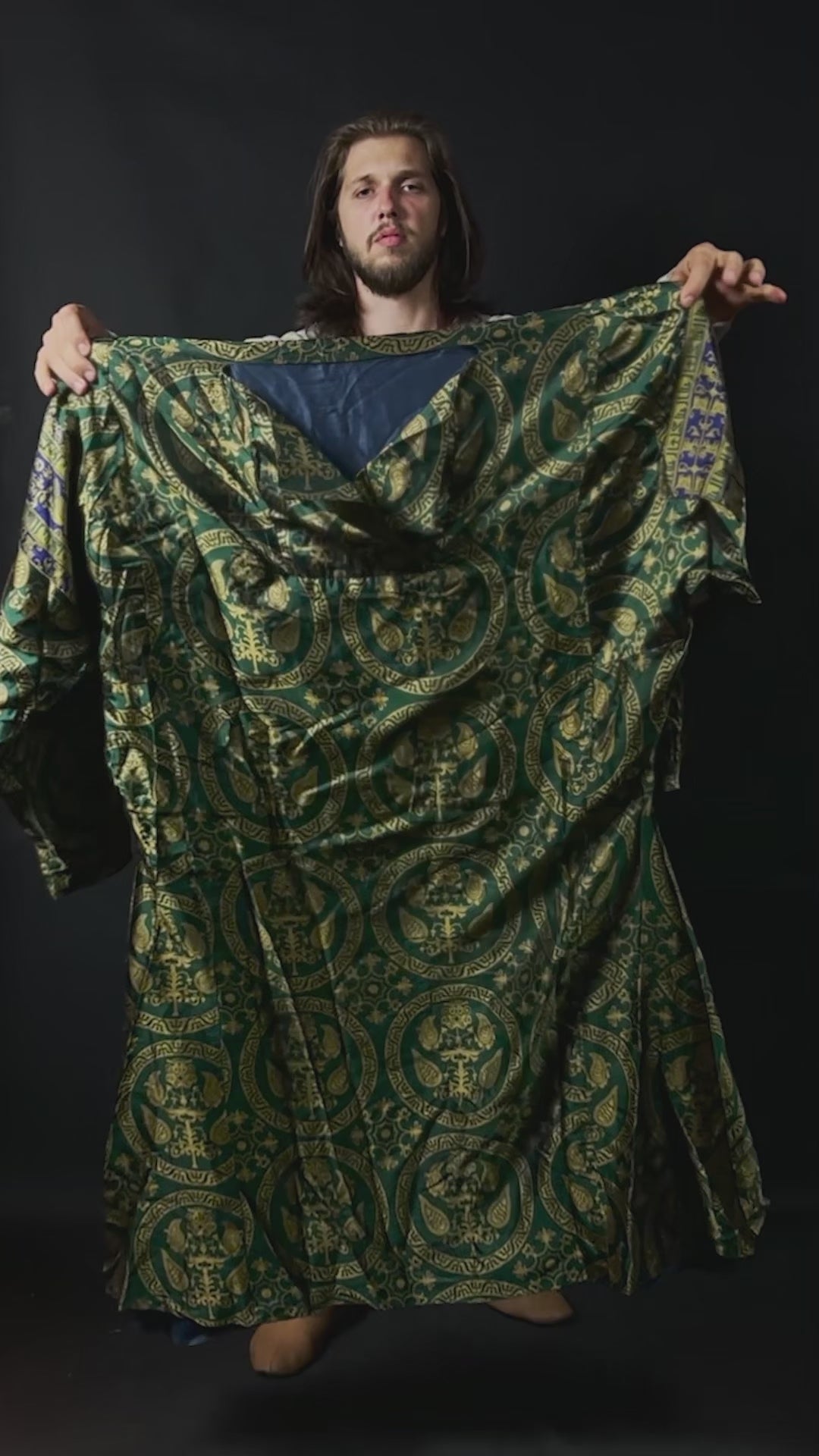 Silk Tunic, Caliphate of Córdoba (Al-Andalus), 10–11th century