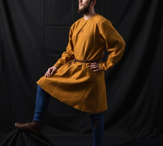 Hedeby Tunic (Denmark, X c.)