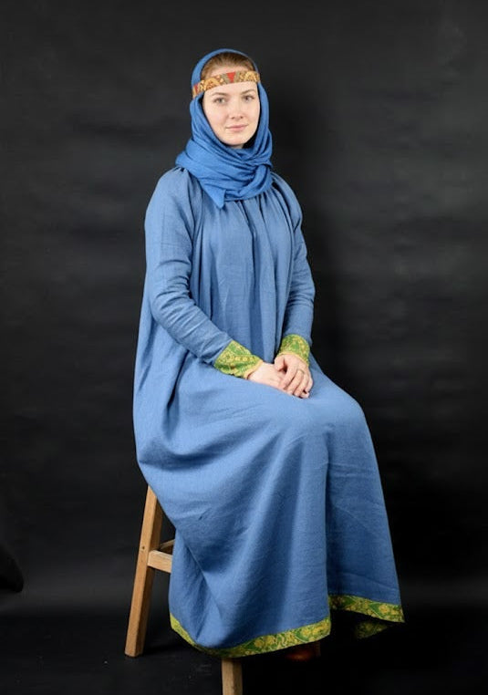 Pskov dress with silk (Rus, X-XI c.)